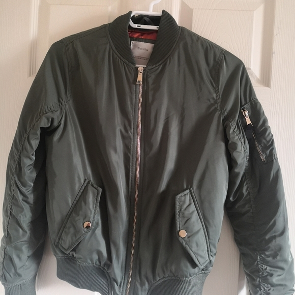 Bershka Green Bomber Jacket - Picture 5 of 8